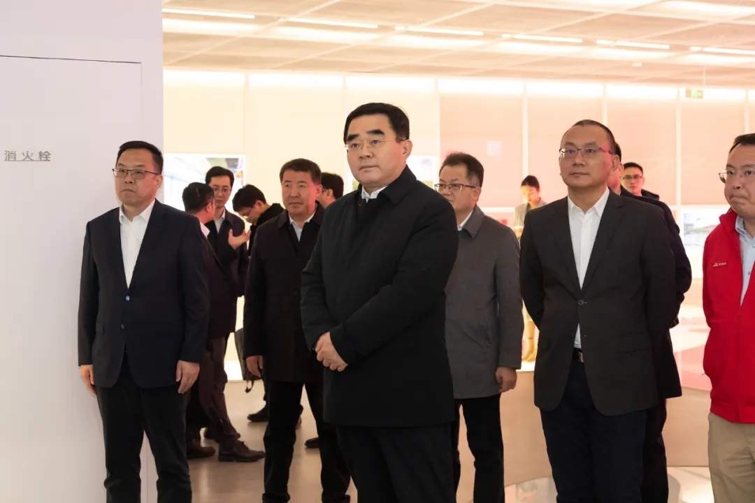 山东重工京东签署战略合作 推动数智化转型-辰飞雨效擎动力机械(图3)